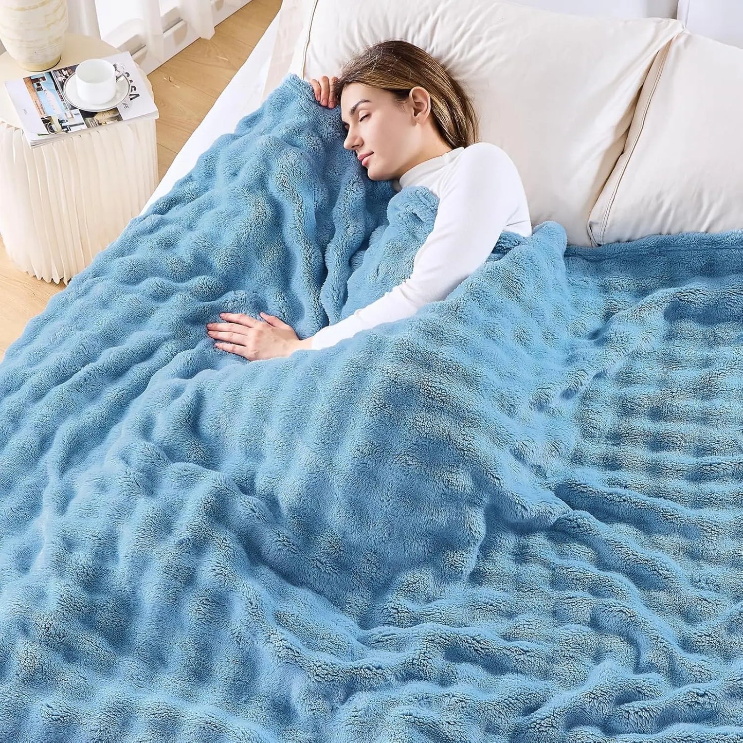 Faux Fur Fluff Blanket